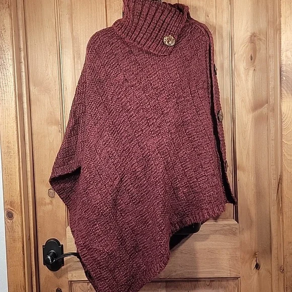 Snuggly Burgundy Sweater Cape with Coconut Buttons - Picture 2 of 10